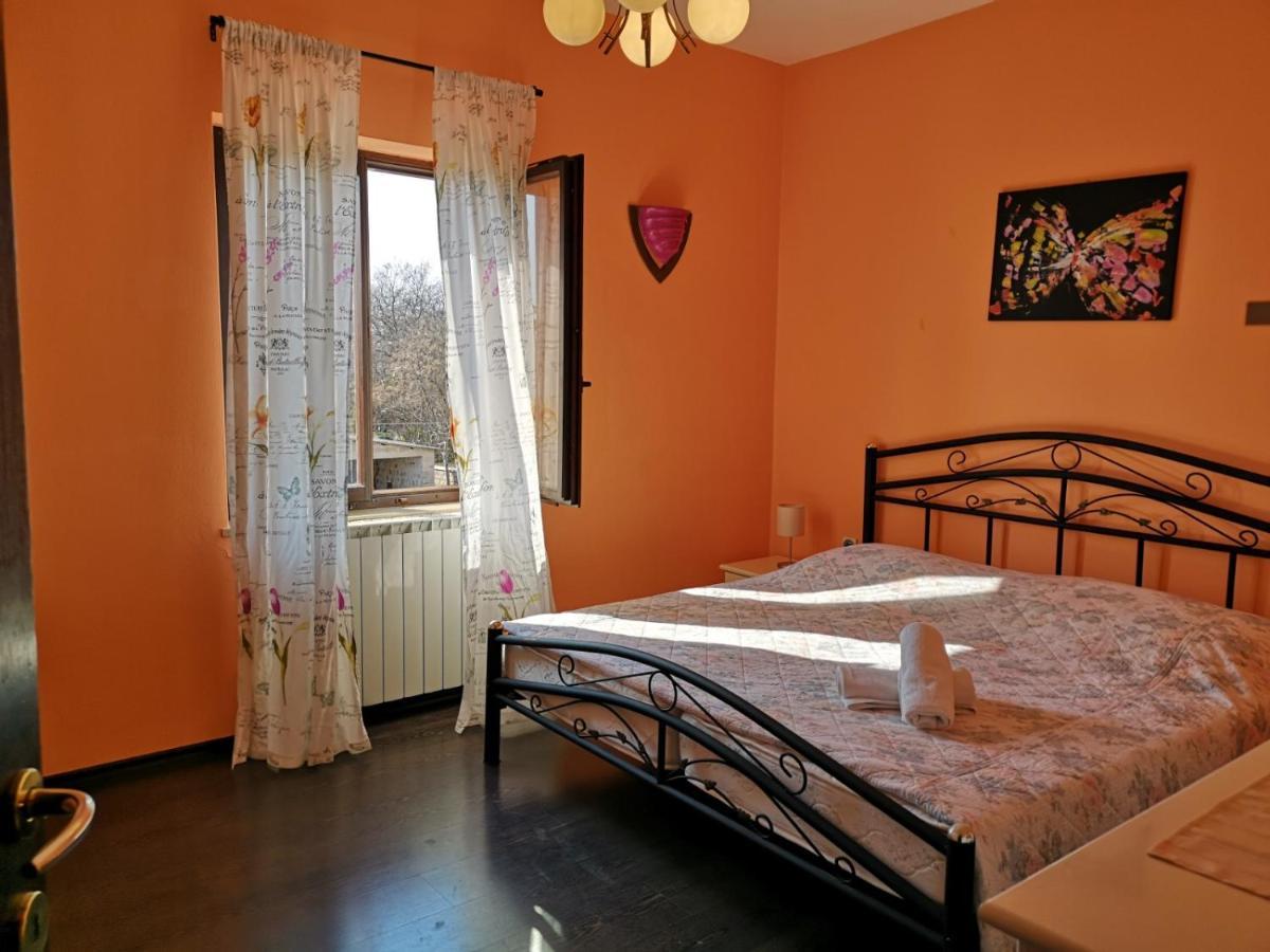 Apartment Poesia โปเรช ภายนอก รูปภาพ