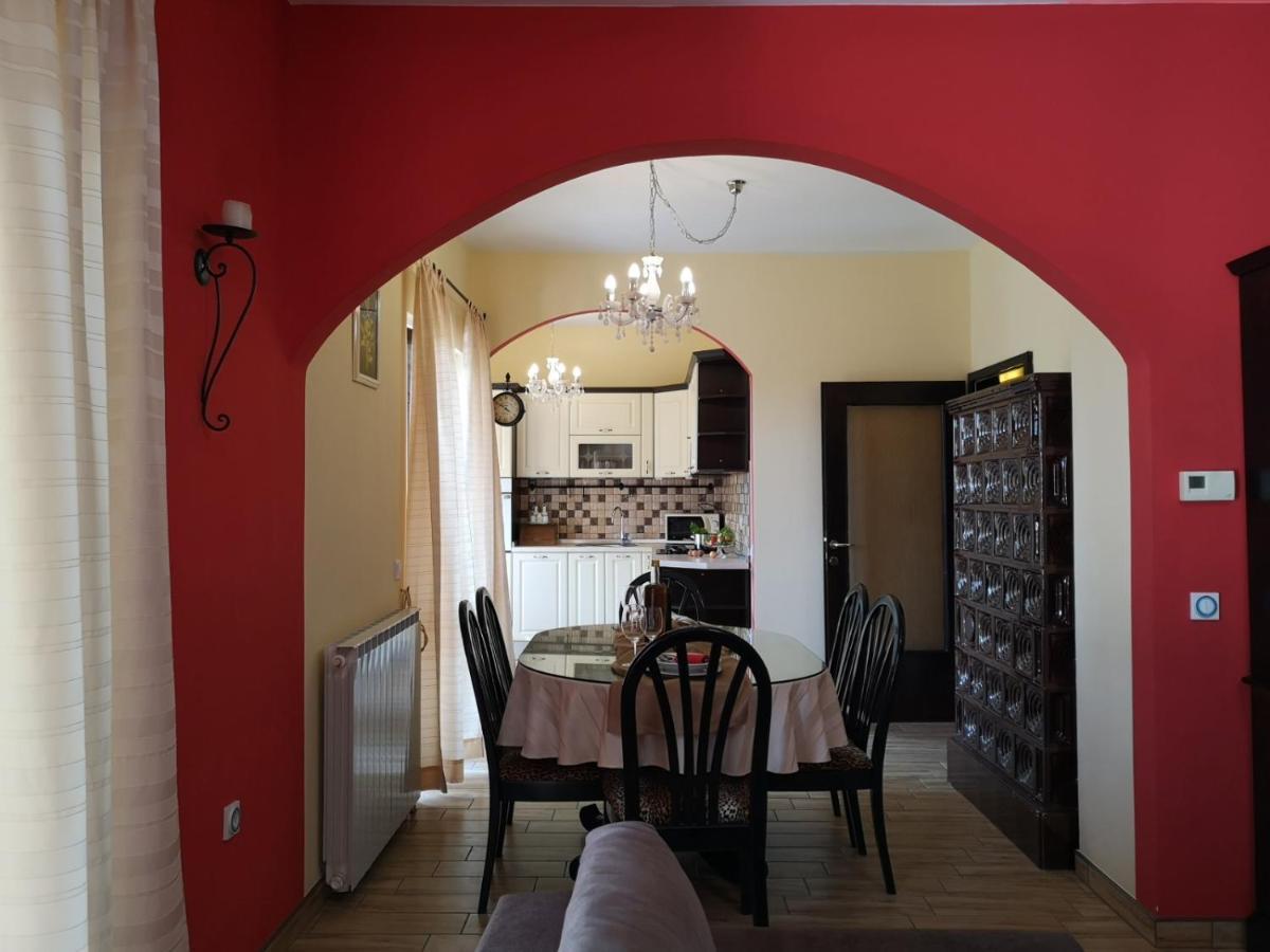 Apartment Poesia โปเรช ภายนอก รูปภาพ