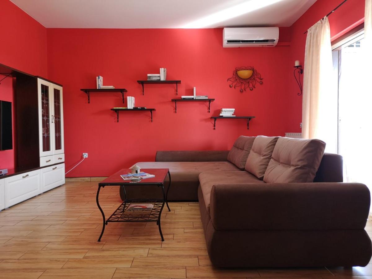 Apartment Poesia โปเรช ภายนอก รูปภาพ